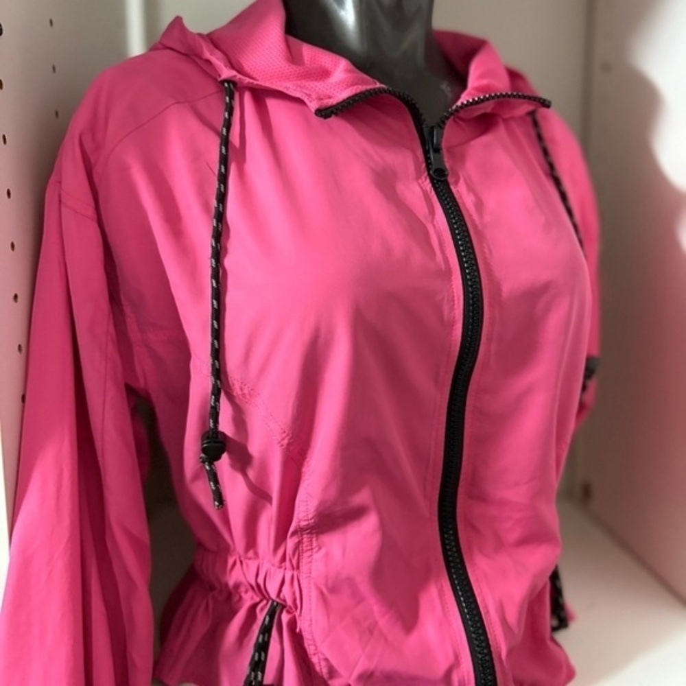 Forever 21 Pink cropped Utility Jacket with Water-Resistant Fabric